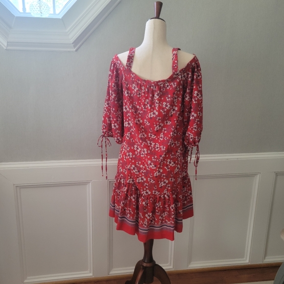 Red & Blue Shoulder Dress with Ruffle Hemline - Picture 3 of 7